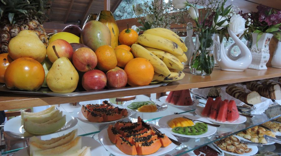 FRUTAS DA ESTAÇÃO 