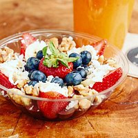 fresh organic acai bowls