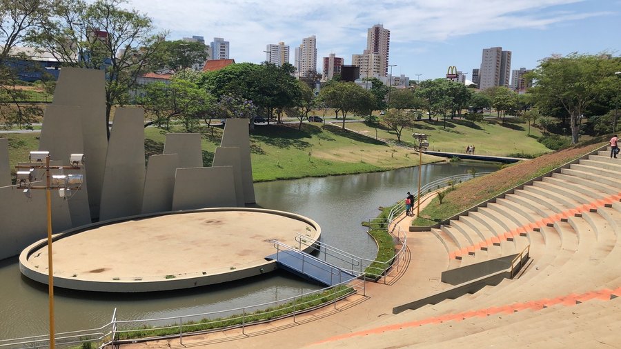 Praça Vitória Régia - Bauru/SP