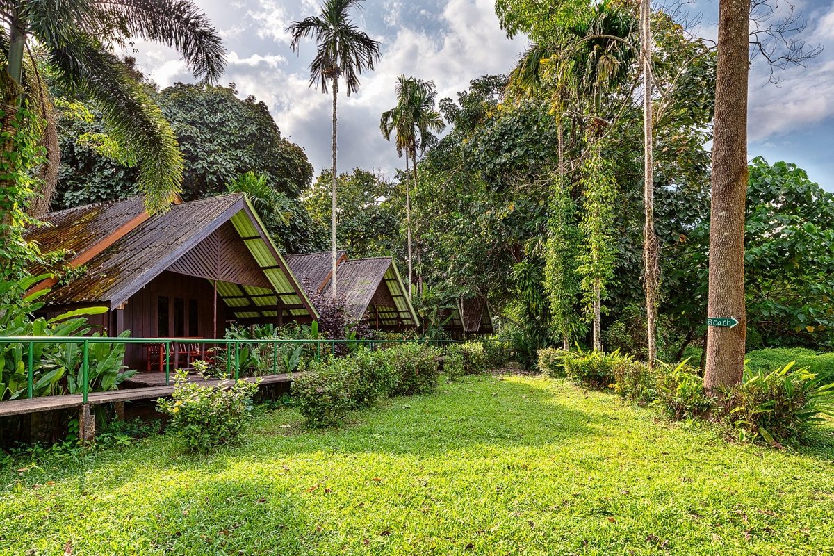 KHAO SOK RIVERSIDE COTTAGES Updated 2022 (Khao Sok National Park, Thailand)