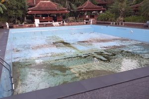 Kolam Renang & Pantai
