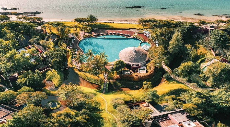 Gorgeous views of the Andaman Sea and ancient limestone islands can be seen at Phulay Bay.