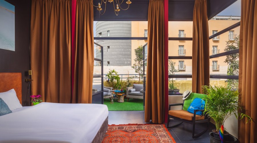 DELUXE ROOM WITH TERRACE