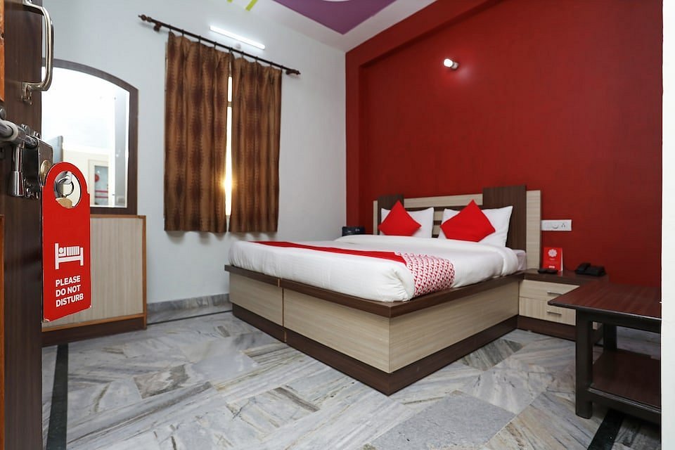 OYO 30598 Hotel Rudra Palace, hotel em Rishikesh
