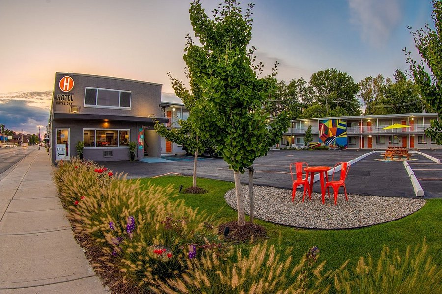 HOTEL ROYAL OAK $143 ($̶2̶2̶4̶) - Updated 2021 Prices & Reviews - MI