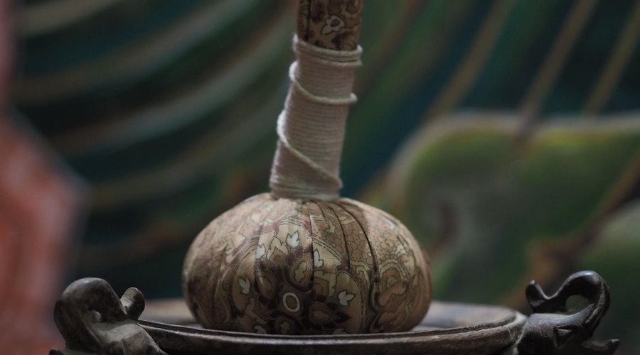 Herbal ball 