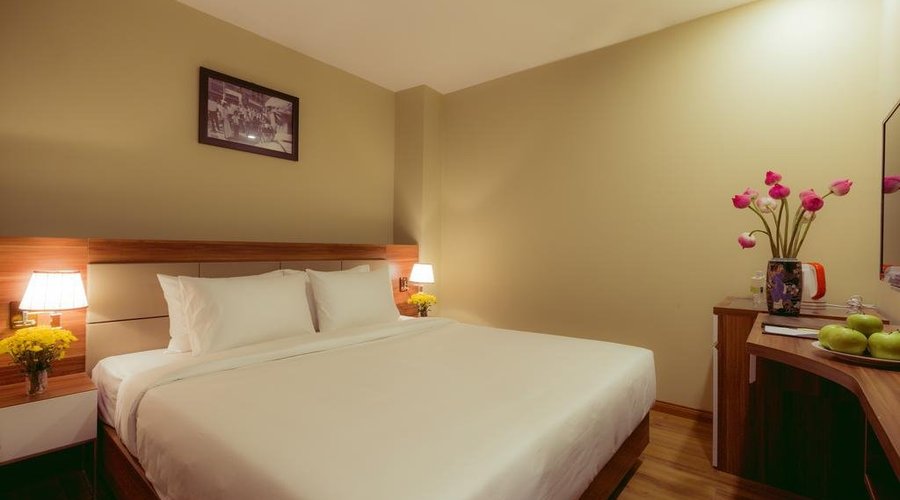 JUNIOR DELUXE ROOM