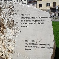 Le iscrizioni sul masso