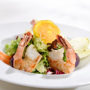 Best Western Plus Parkhotel Maximilian Ottobeuren in Ottobeuren, image may contain: Resort, Hotel, Grass, Lawn