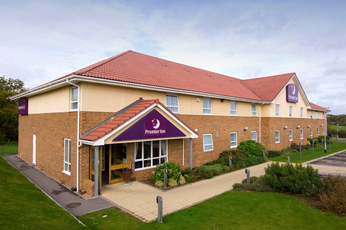 PREMIER INN EASTBOURNE POLEGATE - Updated 2024 Prices & Hotel Reviews ...