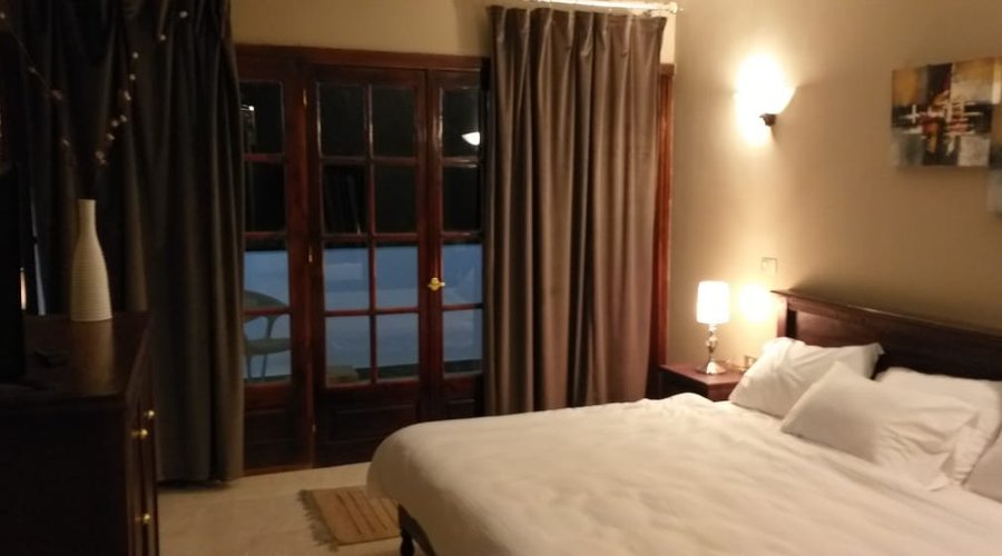 Double room deluxe with seaview balcony