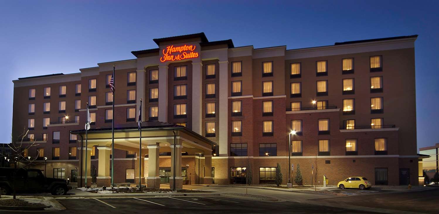 HAMPTON INN SUITES DENVER AIRPORT GATEWAY PARK 71 1 0 9   Exterior 