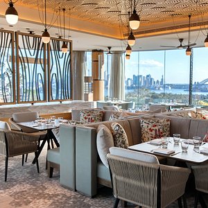 The Retreat's Me-Gal restaurant has stunning views of Sydney Harbour.