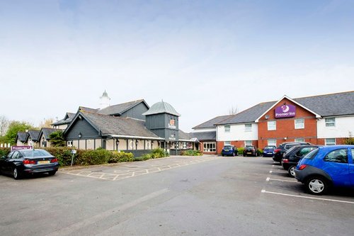 PREMIER INN WESTON-SUPER-MARE EAST (A370) HOTEL - Updated 2024 Reviews ...