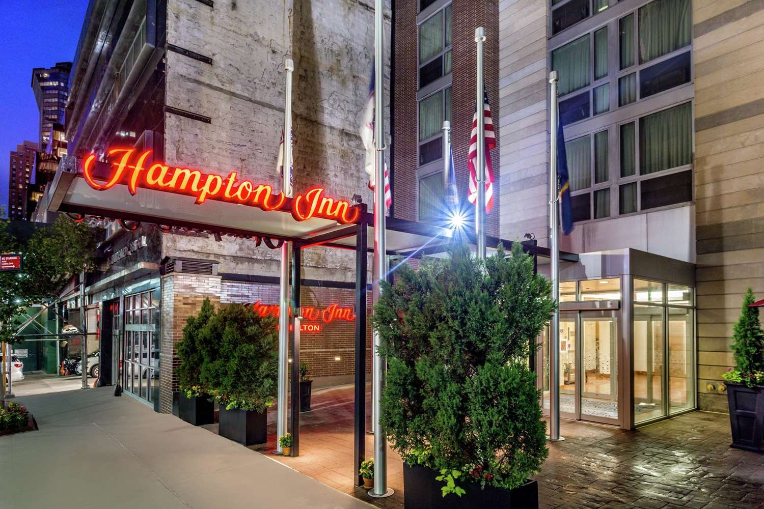 HAMPTON INN MANHATTAN GRAND CENTRAL 93 1 6 0 Updated 2020   Exterior 