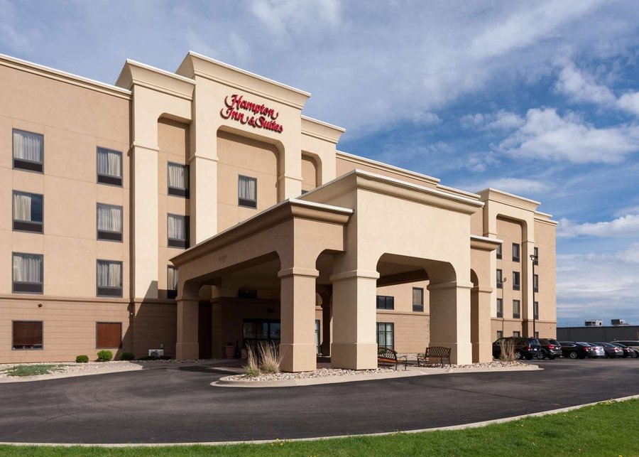 HAMPTON INN & SUITES CEDAR RAPIDS - NORTH $105 ($̶1̶5̶1̶) - Updated ...