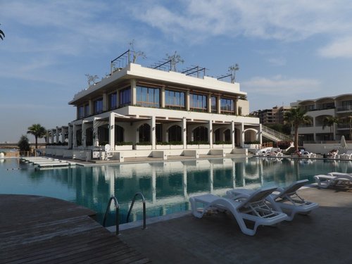 La Siesta Resort Khalde image