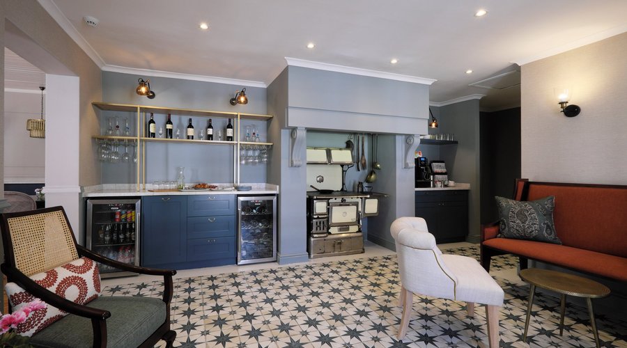 Lounge/Bar