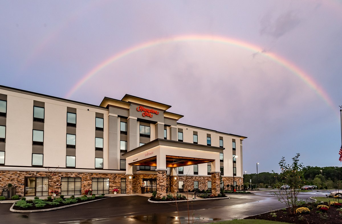 hotels in beachwood ohio with free breakfast