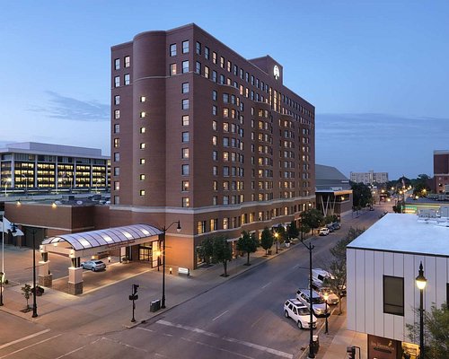 The Best Hilton Hotels In Springfield Il Tripadvisor - hilton hotels question center roblox