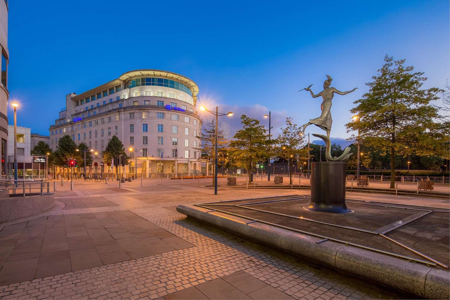 HILTON CARDIFF $85 ($̶1̶3̶0̶) - Updated 2020 Prices & Hotel Reviews ...