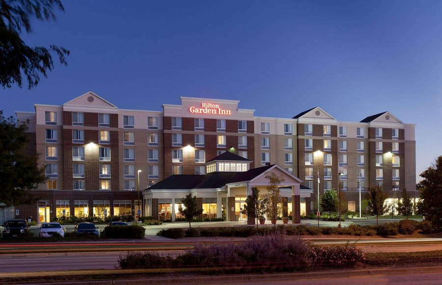 HILTON GARDEN INN SCHAUMBURG $72 ($̶1̶2̶0̶) - Updated 2021 Prices ...