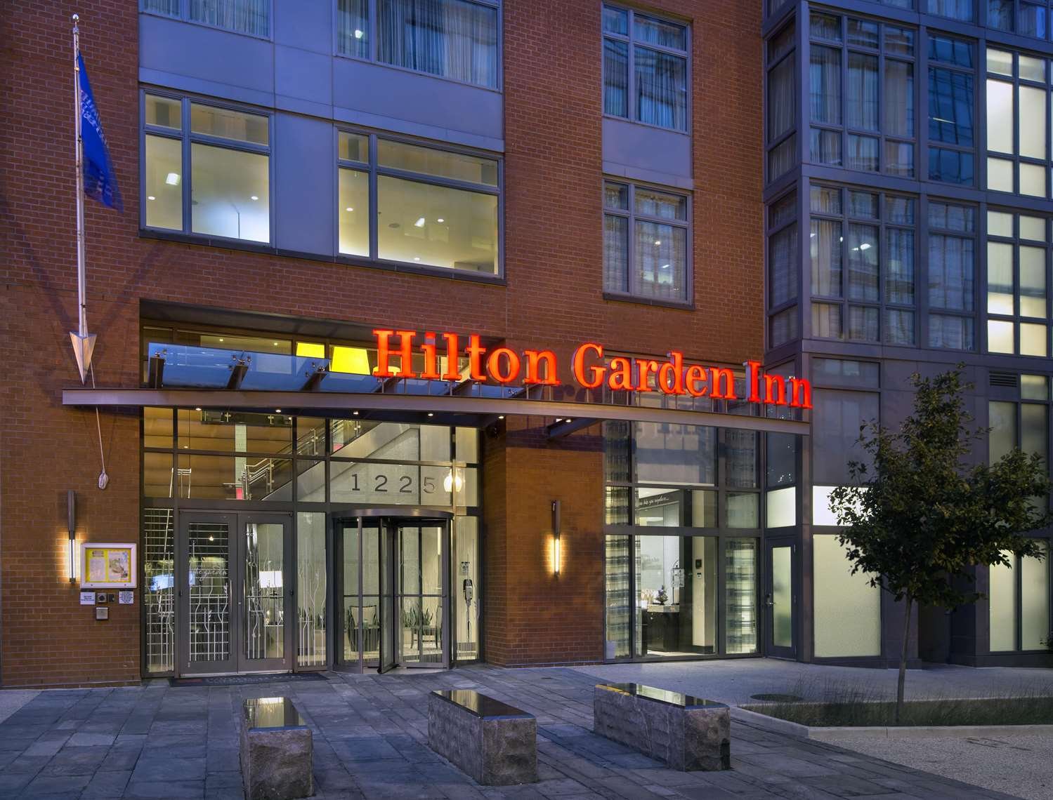 HILTON GARDEN INN WASHINGTON DC US CAPITOL 88 1 1 9 Updated   Exterior 