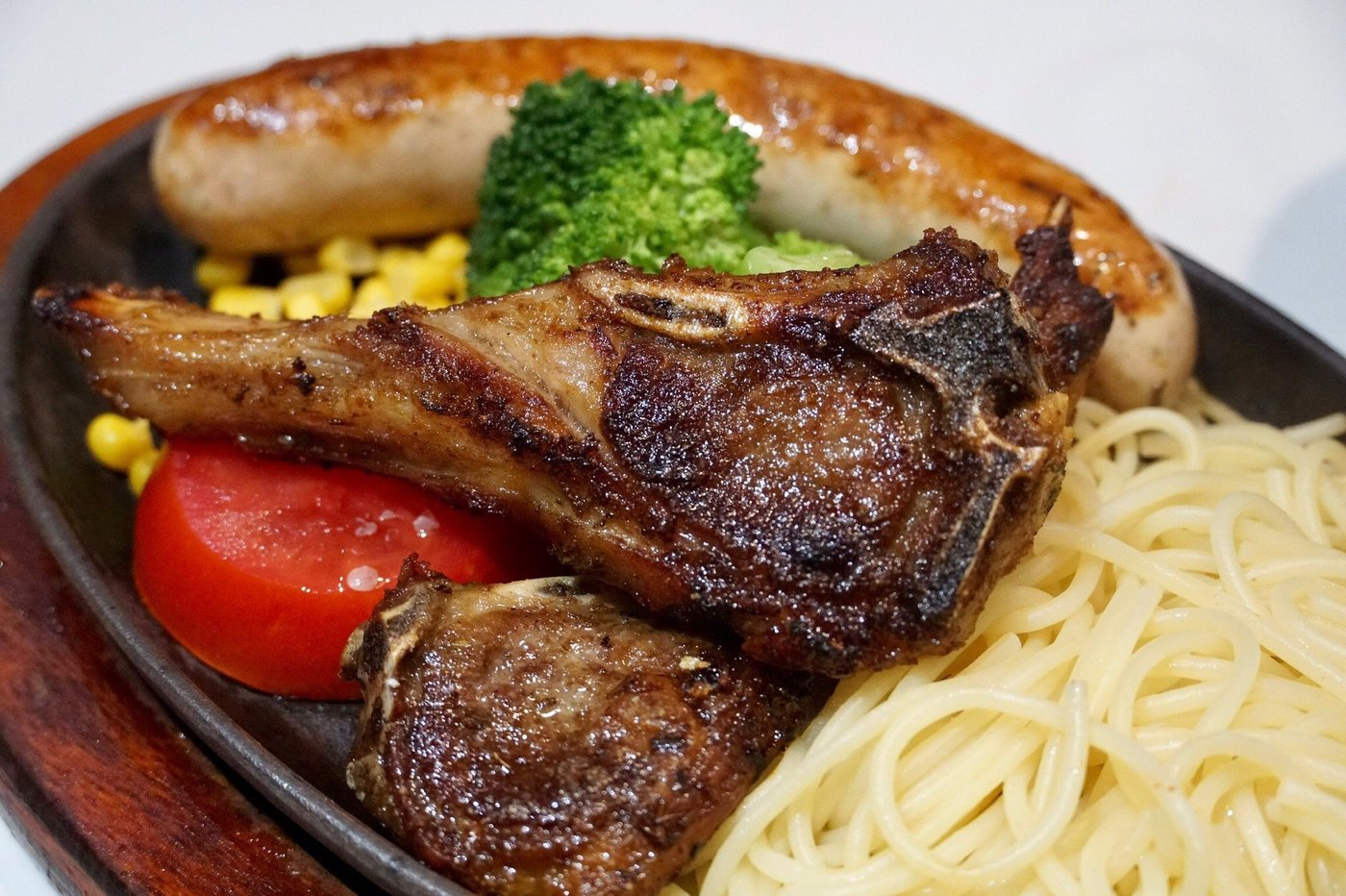 LUNG MUN CAFE, Hong Kong - No.28 Tang Lung Street Causeway By, Wan Chai / Causeway Bay - Restaurant Reviews & Phone Number... 