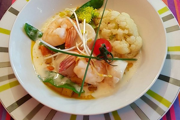 Poisson sauce au champagne magnifique - Picture of Le Parc Les Crayères,  Reims - Tripadvisor