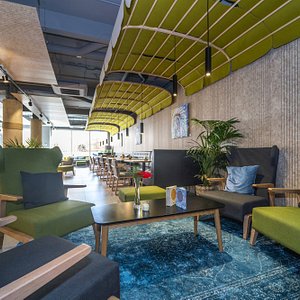 The Green Lounge & Bar
