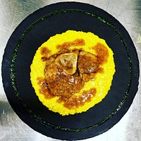 il nostro piatto forte: ossobuco con risotto alla milanese