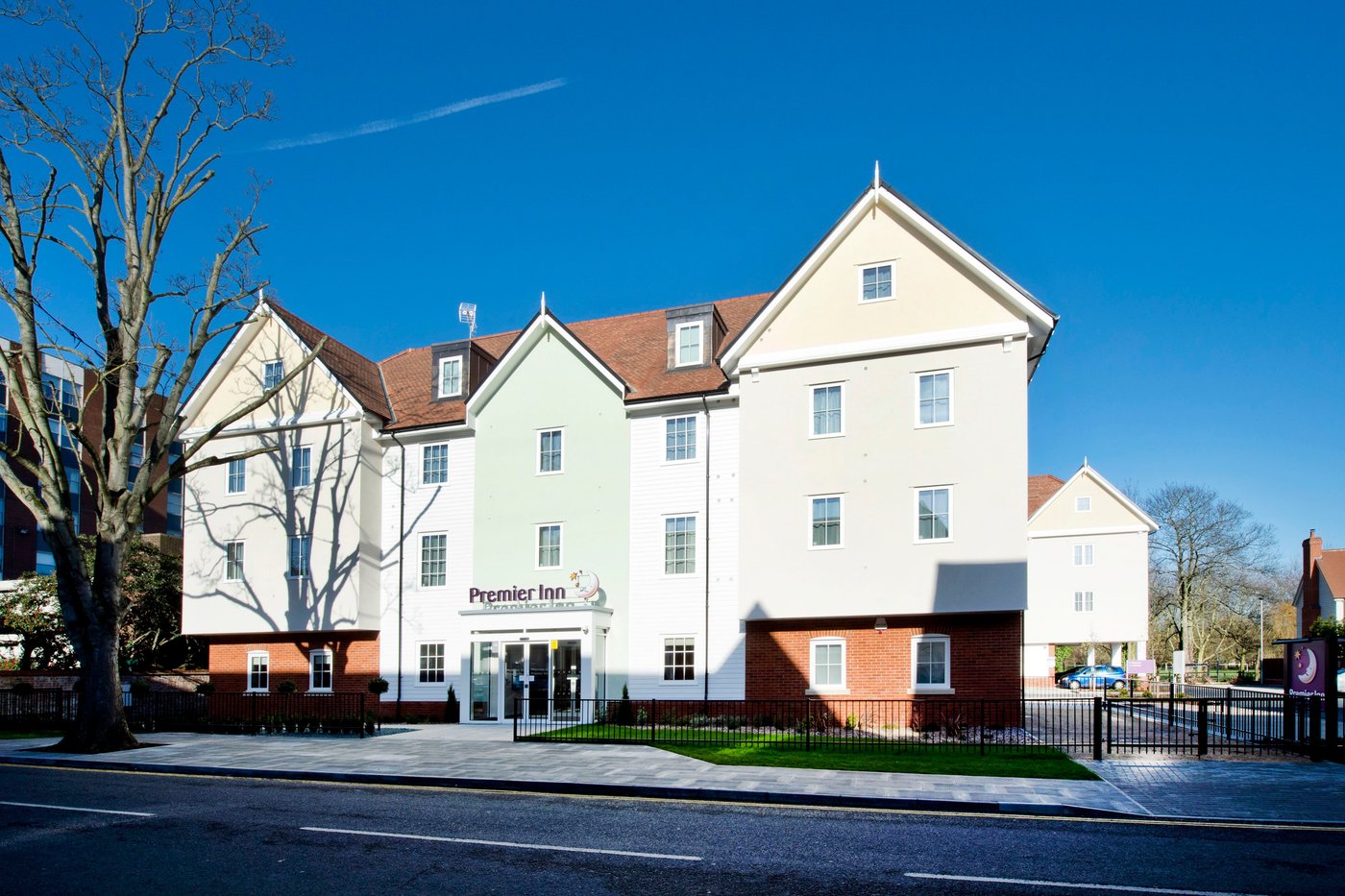 PREMIER INN COLCHESTER TOWN CENTRE - Updated 2024 Reviews, Photos & Prices