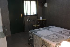 Room & Suite