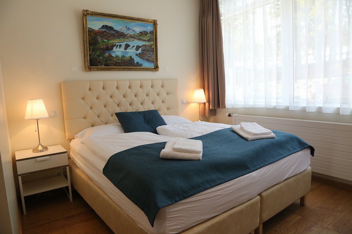 3⋆ HOTEL KJARNALUNDUR- AURORA DREAM - LODGES AND ROOMS ≡ Akureyri, Iceland  ≡ Lowest Booking Rates For Hotel Kjarnalundur- Aurora Dream - Lodges And  Rooms in Akureyri