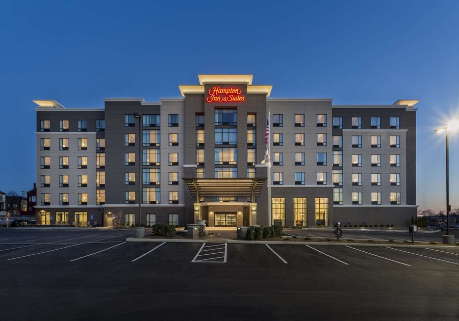 HAMPTON INN & SUITES NEWPORT / CINCINNATI 105 (̶1̶1̶2̶) Updated 2021 Prices & Hotel Reviews