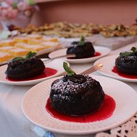 the molten cake, is a fusion of delicious dark chocolate taste and a lot of caring while preparing it.