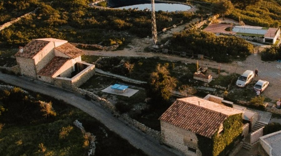 Parcela de las casitas románticas 