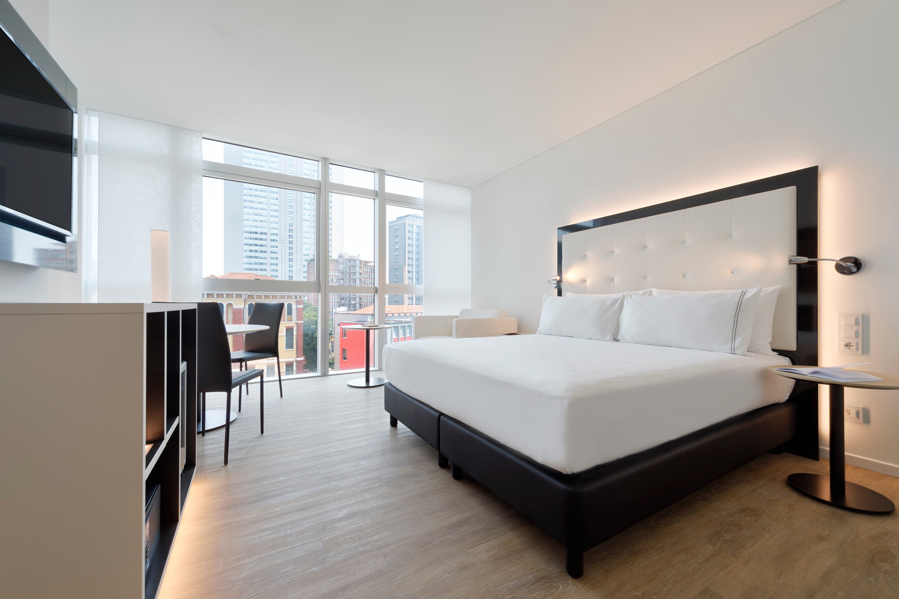 Good For Stay - Review Of Duo Milan Porta Nuova, A Tribute Portfolio ...