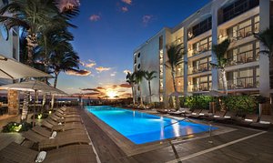 Costa d'Este Beach Resort & Spa in Vero Beach, image may contain: Hotel, Pool, Resort, Condo