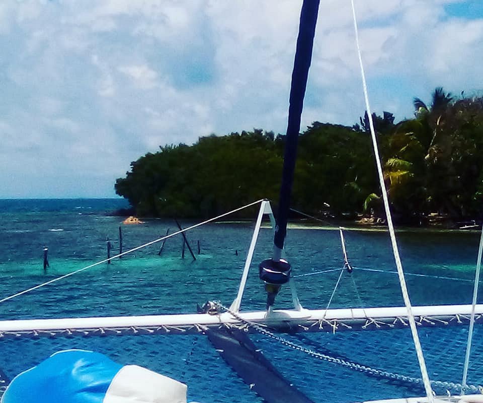 catamaran charters placencia belize