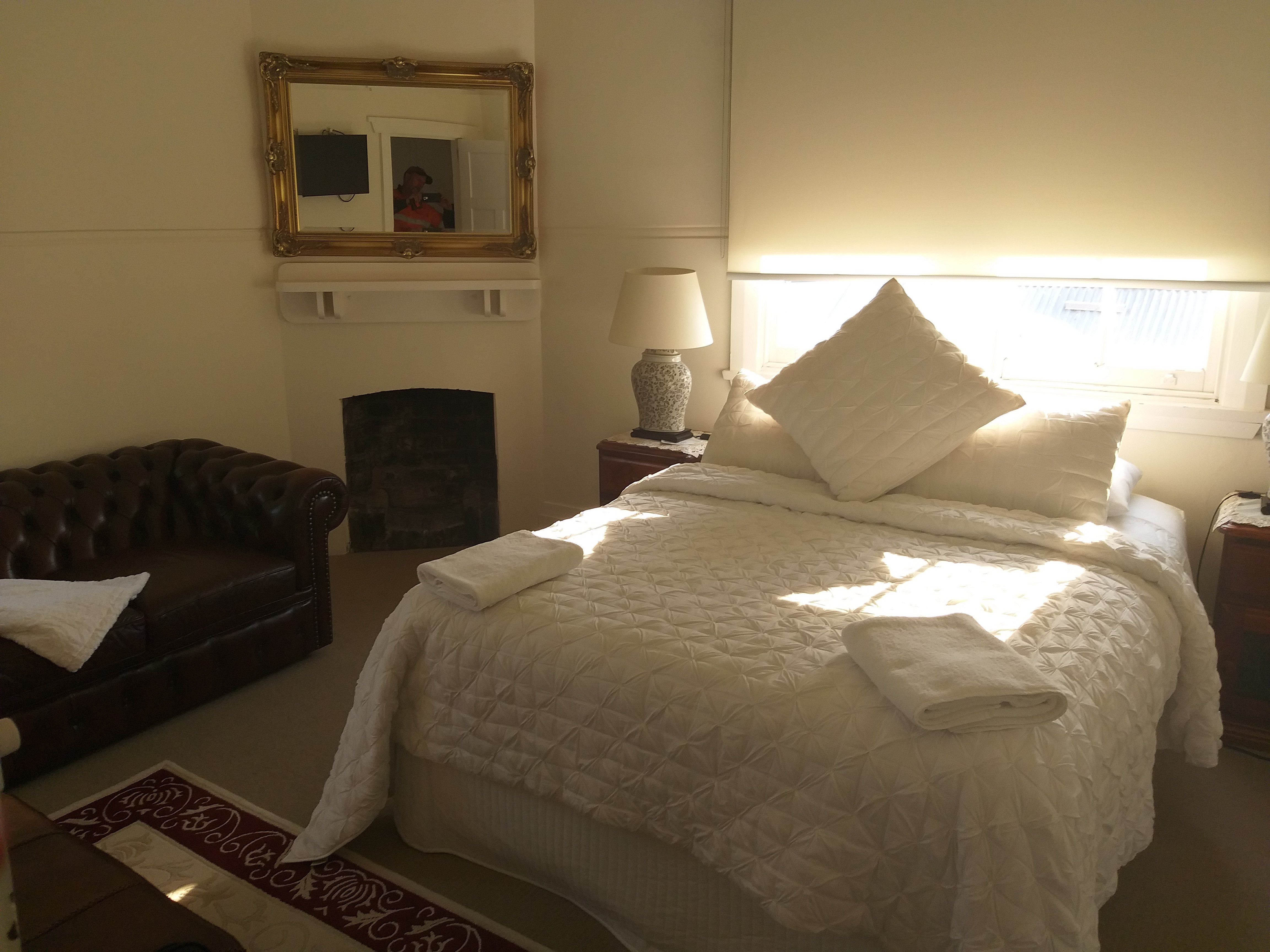 MENTOR CHAMBERS APARTMENT BED & BREAKFAST (AU$141): 2022 Prices ...