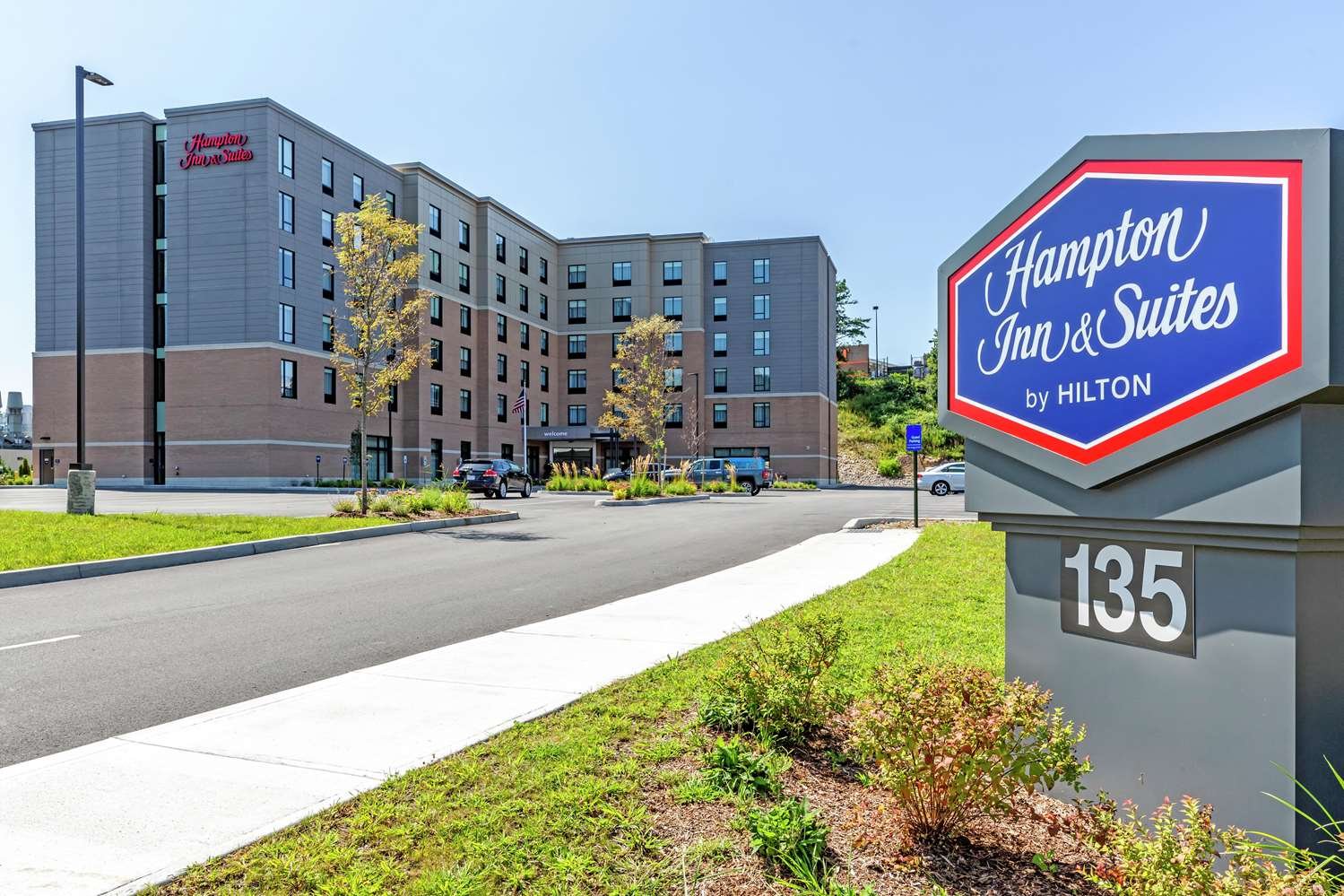 HAMPTON INN AND SUITES BOSTON WALTHAM Ab 112 1 2 7 Bewertungen   Exterior 