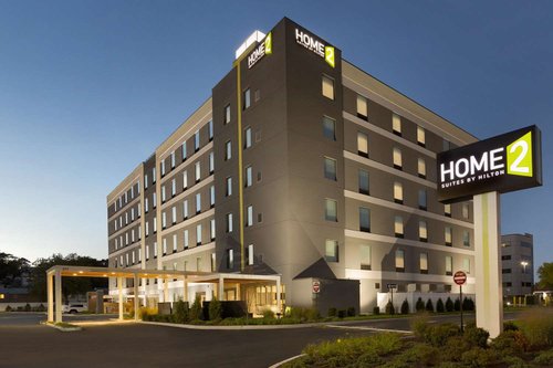 HOME2 SUITES BY HILTON HASBROUCK 