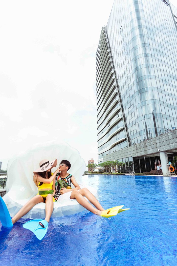 Sheraton Guangzhou Nansha Hotel Pool: Pictures & Reviews - Tripadvisor