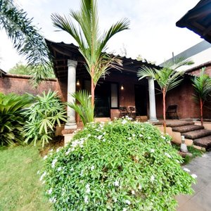 Superior Cottage
