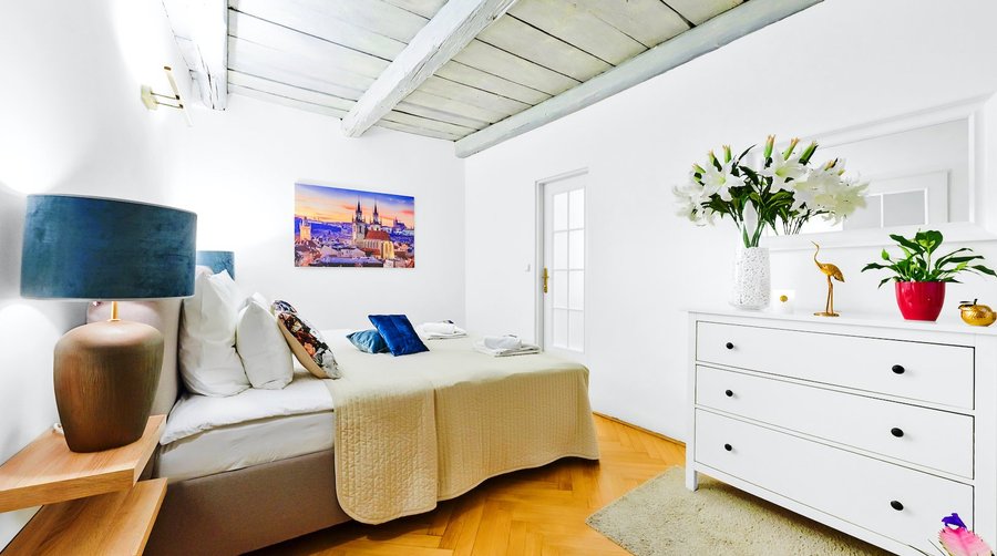 Royal Route Residence Prague
www.smartrental.cz