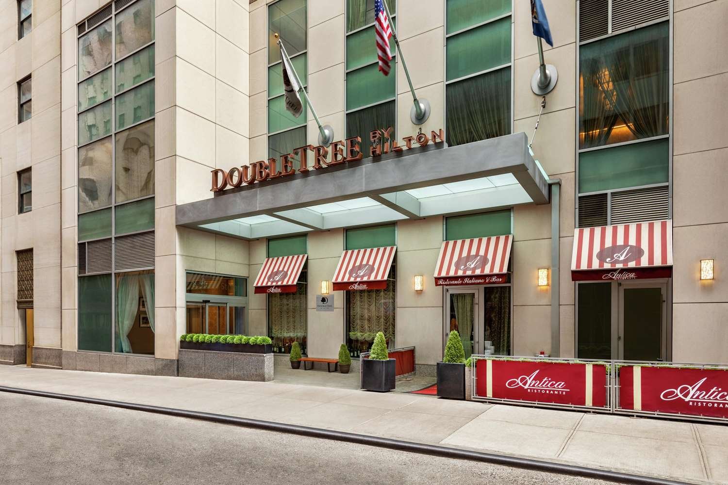 DOUBLETREE BY HILTON NEW YORK DOWNTOWN - Updated 2020 Prices, Hotel ...