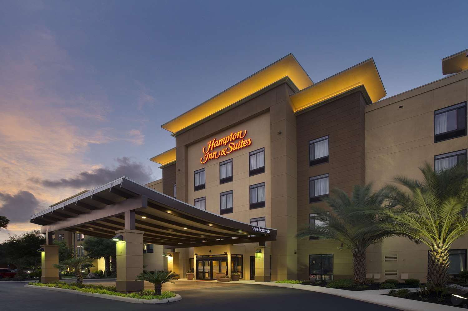 HAMPTON INN & SUITES SAN ANTONIO NORTHWEST/MEDICAL CENTER $76 ($̶1̶1̶9̶ ...