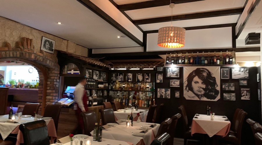 Es war wieder ein toller Abend im Due Fratelli. Schaut Euch an, wie hervorragend die Speisen angerichtet sind!