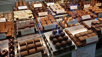 Hausgemachte Spitzenpralinen